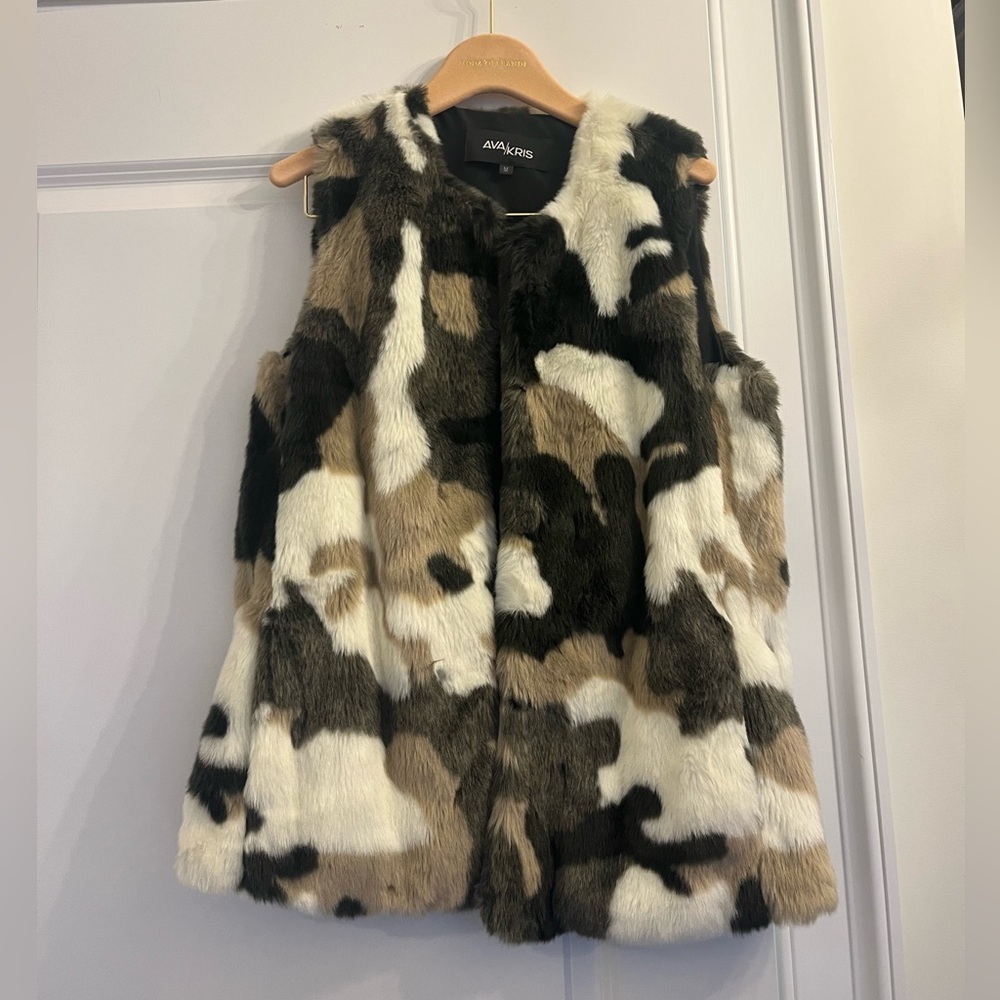 Ava and Kris Patterned Faux Fur Vest